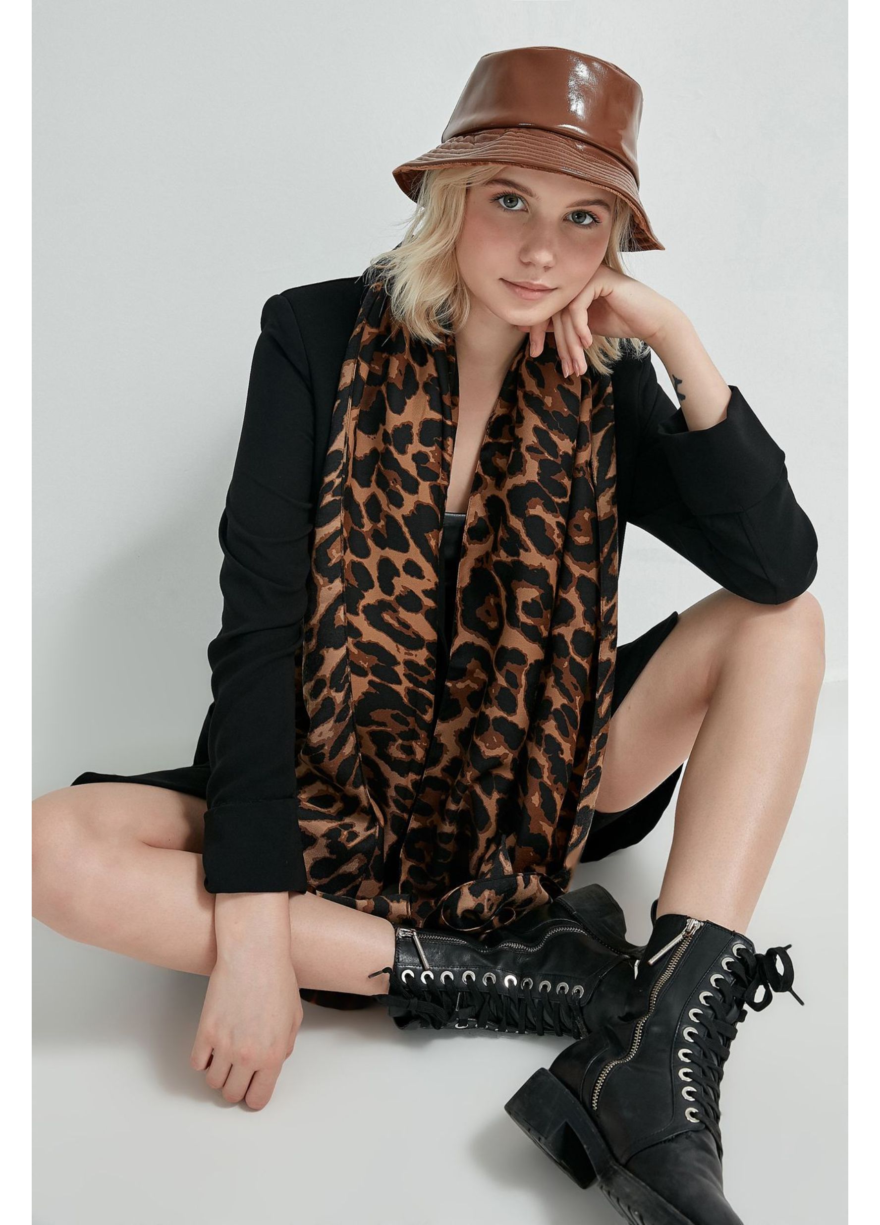 Stylish Clearance Vol.2 Stylish Clearance Vol.2 - Γυναικείο Σάλι Swatha