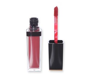 Beauty Bazaar - Lip Gloss 203 Estee Lauder