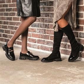 Musk Shoes