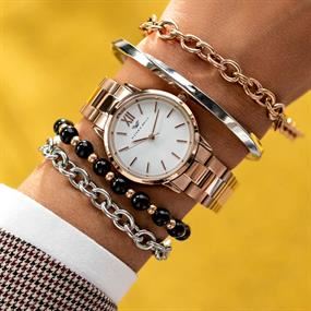 Victoria Walls Watches & Jewels