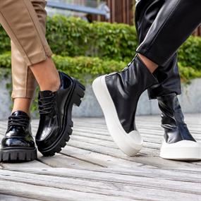 Musk Shoes