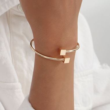 Rosso Accessories