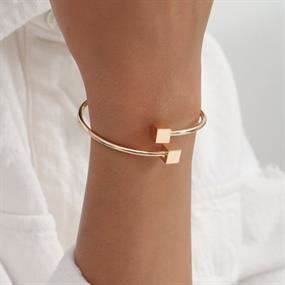 Rosso Accessories