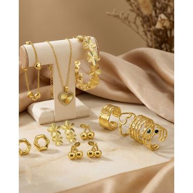 Victoria Walls Jewels